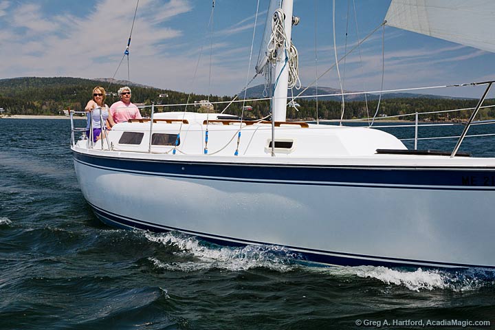 The Cal 31 foot WindDancer Sailboat Rental