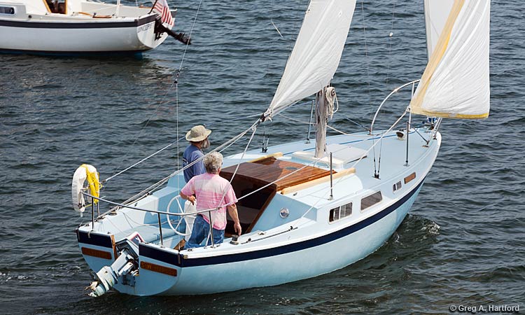 new 25 ft sailboat